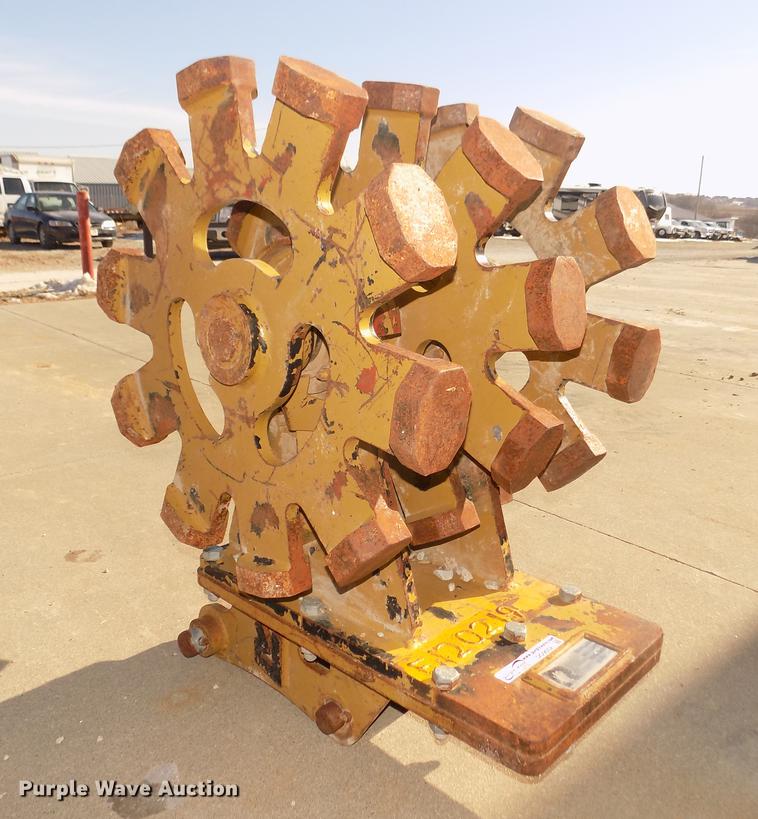 image for item DO9052 Rockland WB24-3 excavator compaction wheel