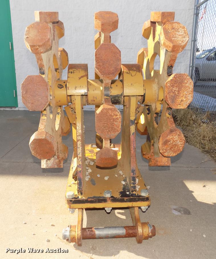 image for item DO9052 Rockland WB24-3 excavator compaction wheel