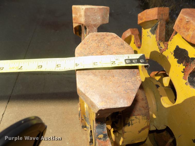 image for item DO9052 Rockland WB24-3 excavator compaction wheel