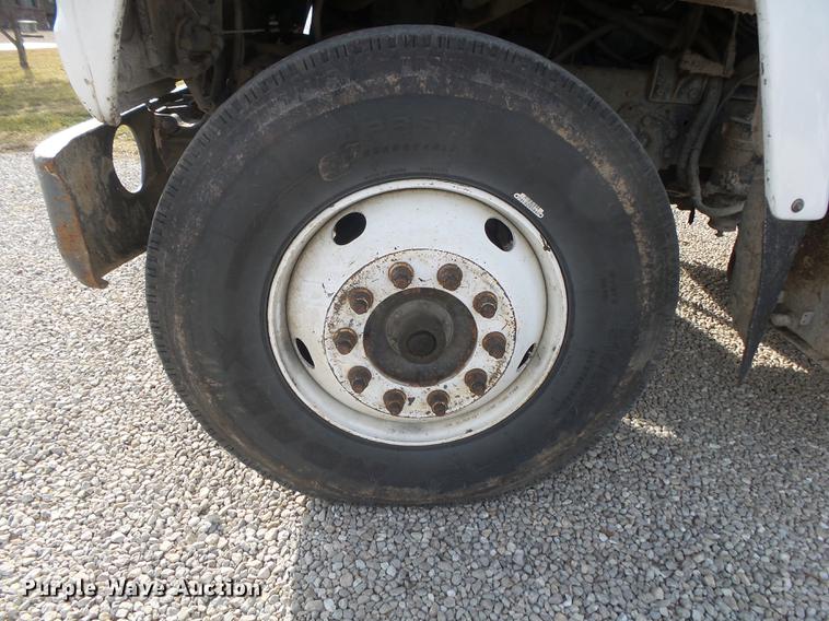 image for item DS9602 1993 Ford L9000 dump truck