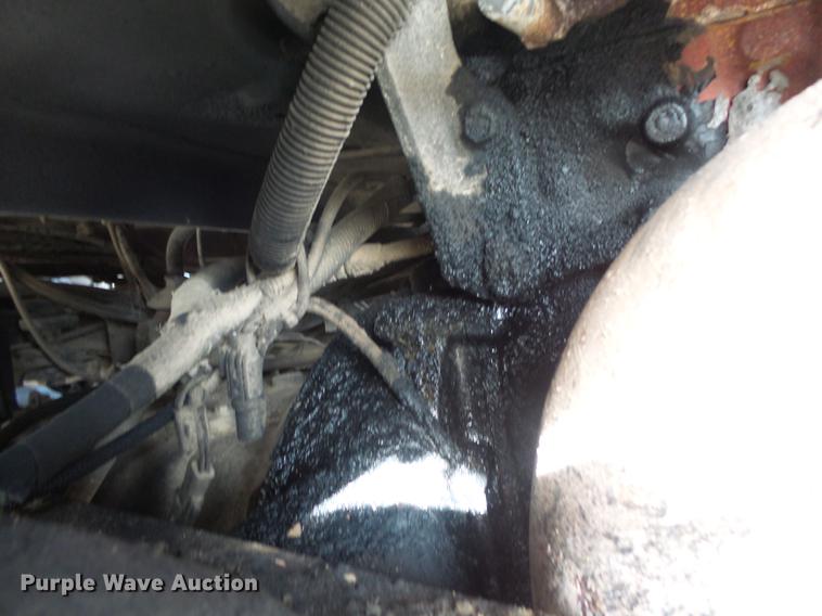 image for item DS9602 1993 Ford L9000 dump truck