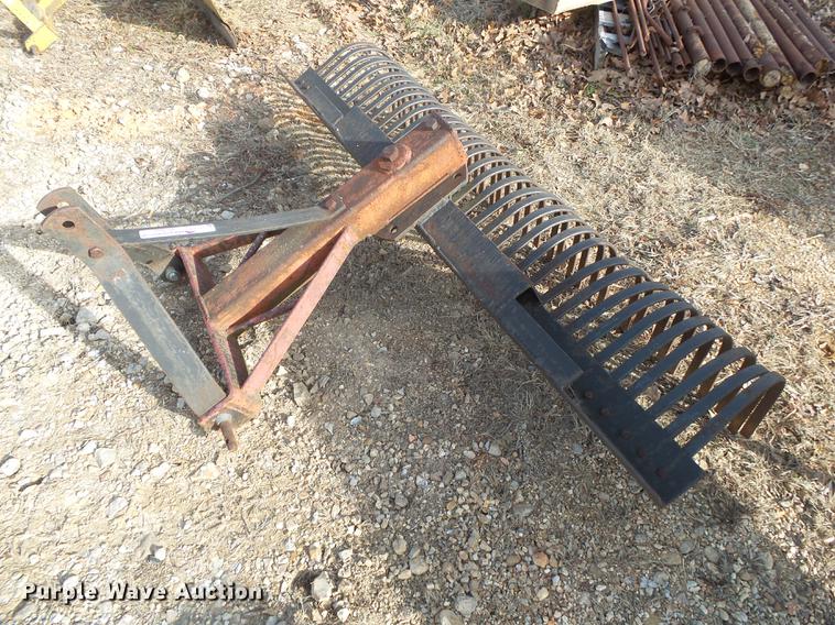image for item DS9604 Rock rake
