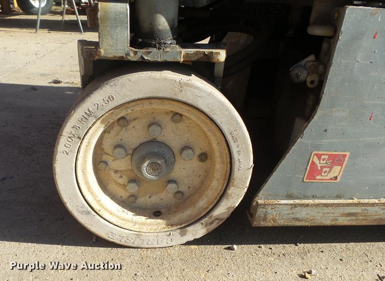 image for item DS9609 Skyjack SJIII 3219 scissor lift