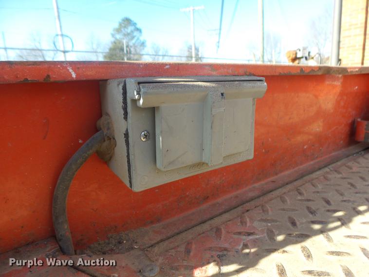 image for item DS9609 Skyjack SJIII 3219 scissor lift