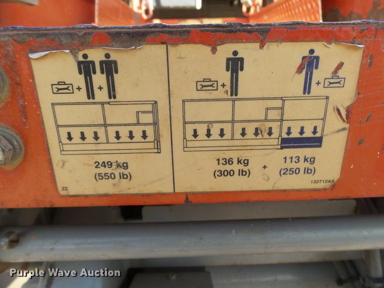 image for item DS9610 Skyjack SJIII 3219 scissor lift