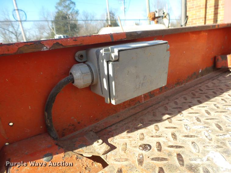 image for item DS9610 Skyjack SJIII 3219 scissor lift