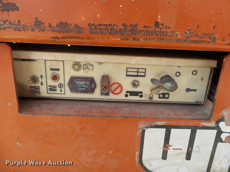 image for item DS9611 Snorkel SL 25 scissor lift