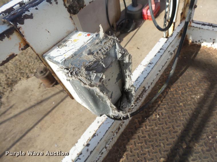 image for item DS9611 Snorkel SL 25 scissor lift