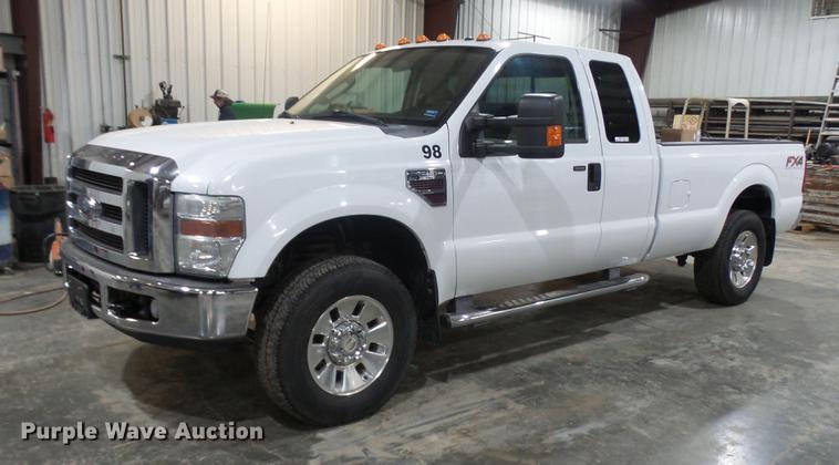 image for item DX9338 2008 Ford F250 Super Duty SuperCab pickup truck