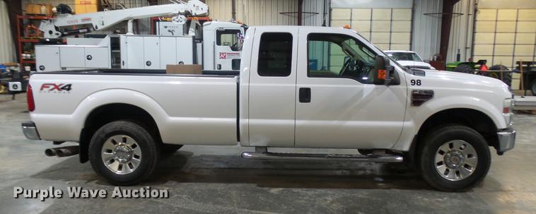 image for item DX9338 2008 Ford F250 Super Duty SuperCab pickup truck
