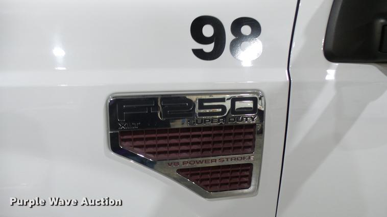 image for item DX9338 2008 Ford F250 Super Duty SuperCab pickup truck