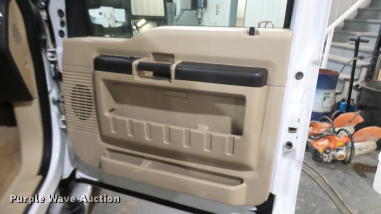 image for item DX9338 2008 Ford F250 Super Duty SuperCab pickup truck