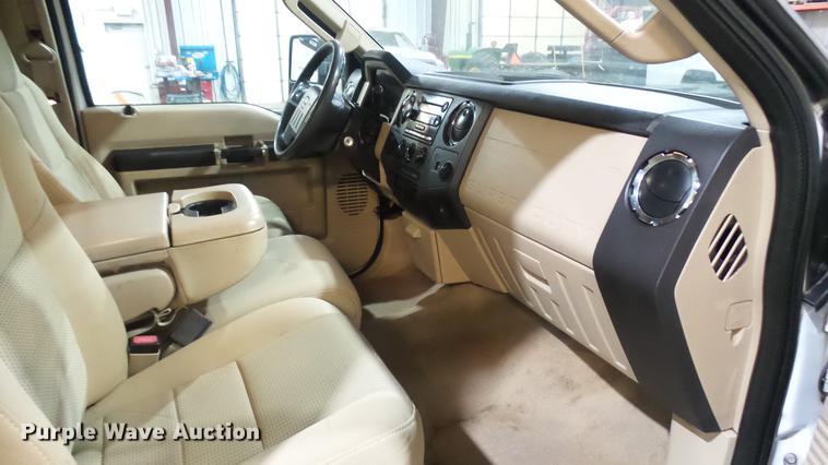 image for item DX9338 2008 Ford F250 Super Duty SuperCab pickup truck