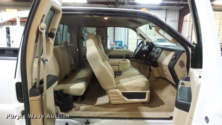 image for item DX9338 2008 Ford F250 Super Duty SuperCab pickup truck