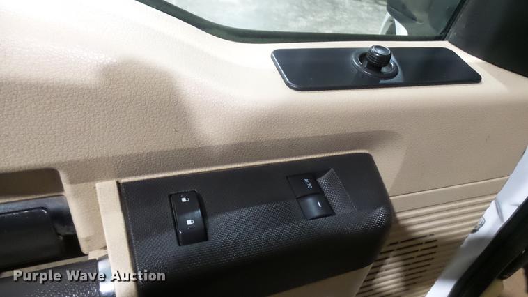 image for item DX9338 2008 Ford F250 Super Duty SuperCab pickup truck