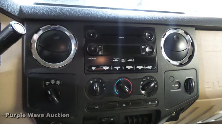 image for item DX9338 2008 Ford F250 Super Duty SuperCab pickup truck