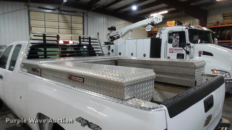 image for item DX9347 2010 Chevrolet Silverado 2500HD Ext. Cab pickup truck