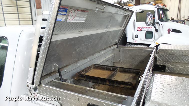 image for item DX9347 2010 Chevrolet Silverado 2500HD Ext. Cab pickup truck