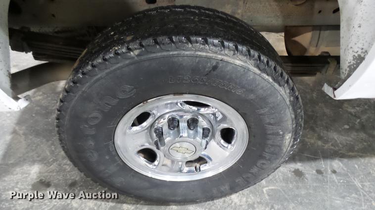 image for item DX9347 2010 Chevrolet Silverado 2500HD Ext. Cab pickup truck