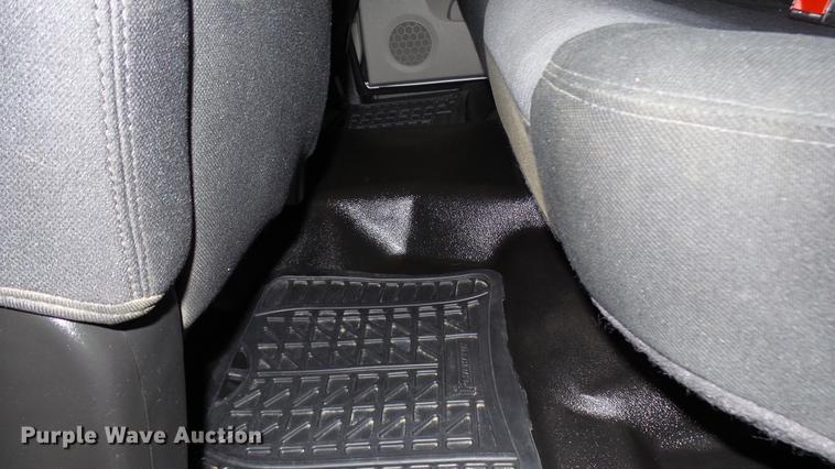 image for item DX9347 2010 Chevrolet Silverado 2500HD Ext. Cab pickup truck