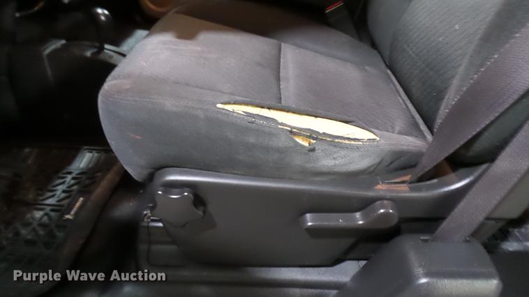 image for item DX9347 2010 Chevrolet Silverado 2500HD Ext. Cab pickup truck