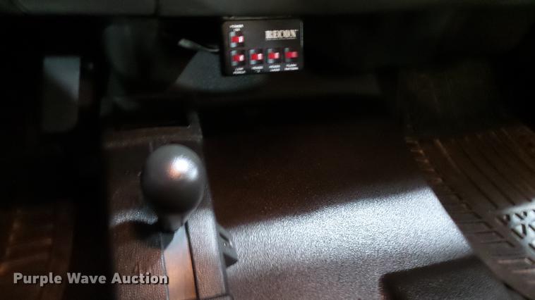 image for item DX9347 2010 Chevrolet Silverado 2500HD Ext. Cab pickup truck