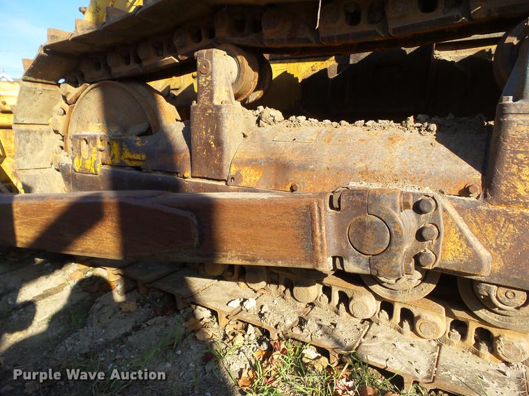 image for item DZ9056 1968 Caterpillar D6C dozer