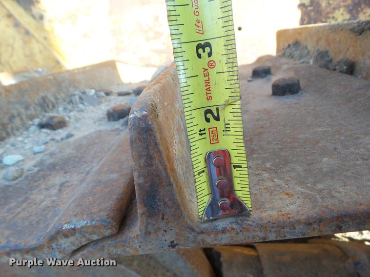 image for item DZ9056 1968 Caterpillar D6C dozer