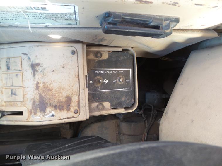 image for item DZ9142 1994 Caterpillar 320L excavator