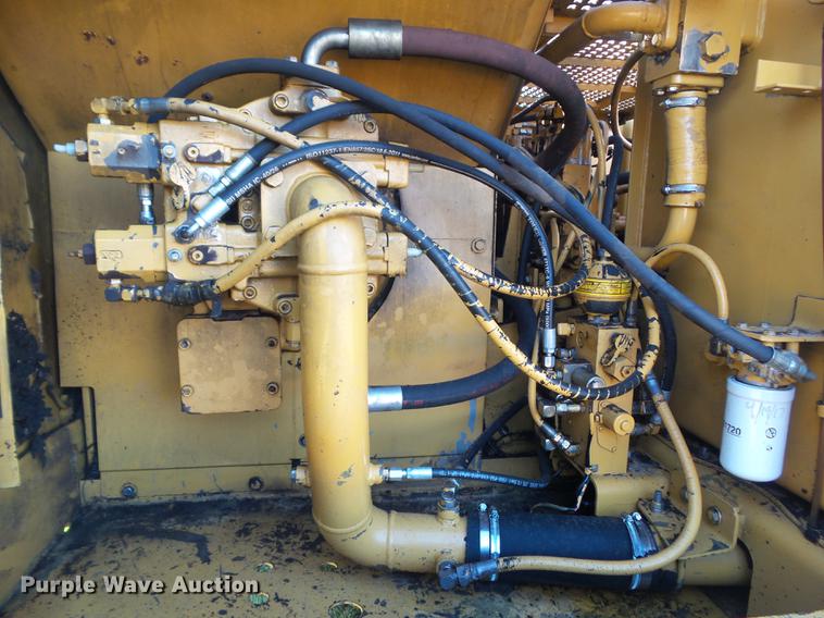 image for item DZ9142 1994 Caterpillar 320L excavator