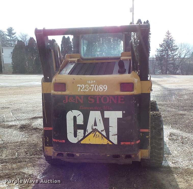 image for item EA9666 2005 Caterpillar 242B skid steer
