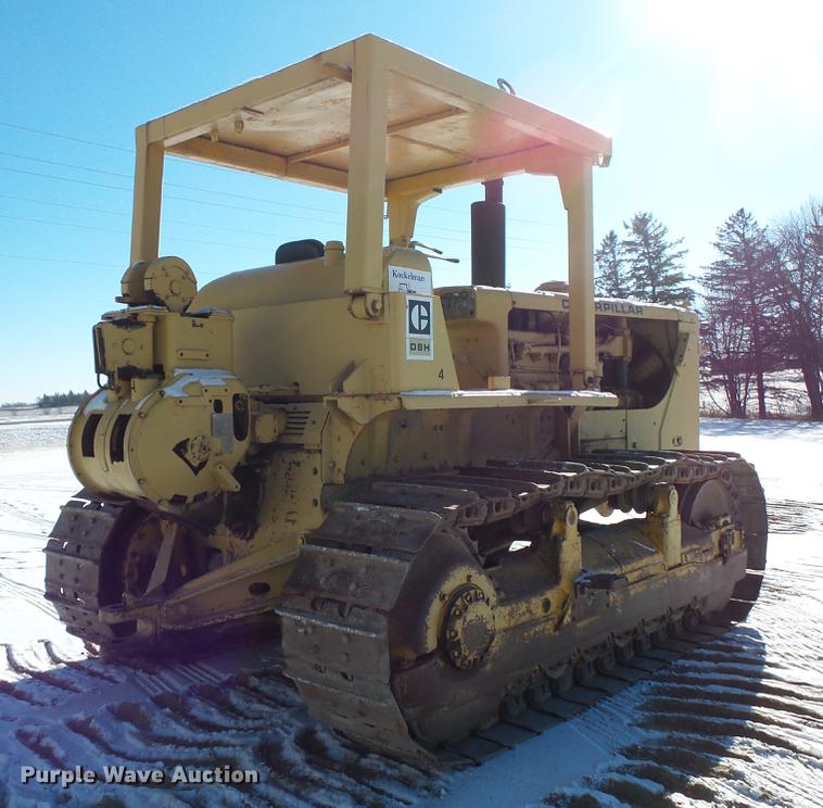 image for item EA9677 1967 Caterpillar D8H crawler tractor
