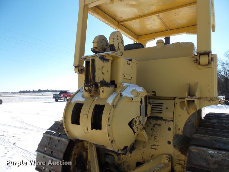 image for item EA9677 1967 Caterpillar D8H crawler tractor