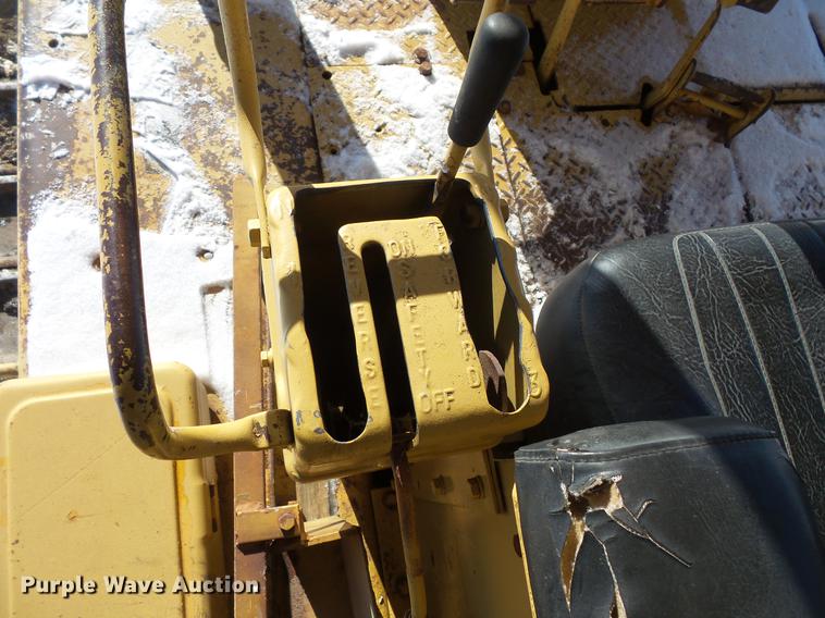 image for item EA9677 1967 Caterpillar D8H crawler tractor