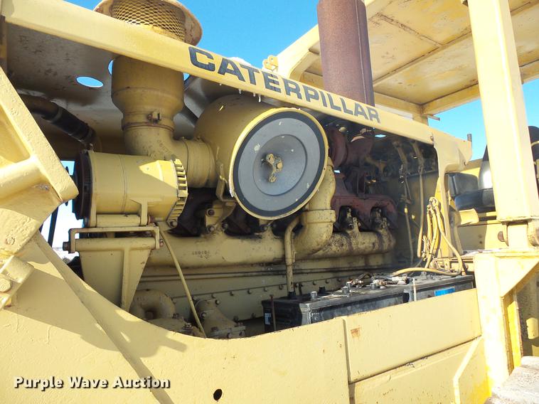 image for item EA9677 1967 Caterpillar D8H crawler tractor