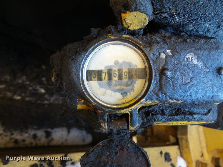 image for item EA9677 1967 Caterpillar D8H crawler tractor