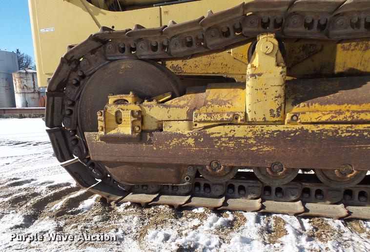 image for item EA9677 1967 Caterpillar D8H crawler tractor
