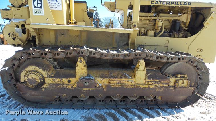image for item EA9677 1967 Caterpillar D8H crawler tractor