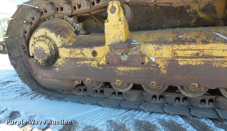 image for item EA9677 1967 Caterpillar D8H crawler tractor
