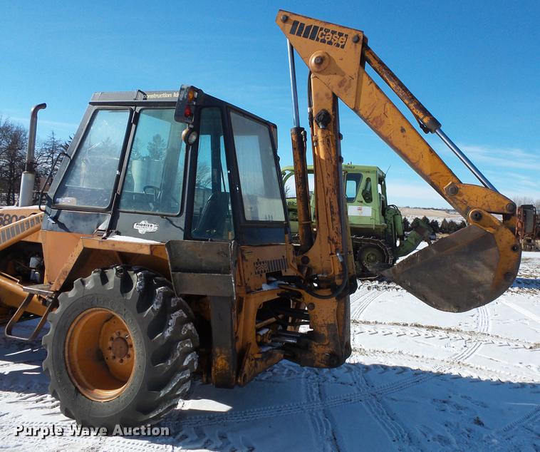 image for item EA9678 1976 Case 580C backhoe