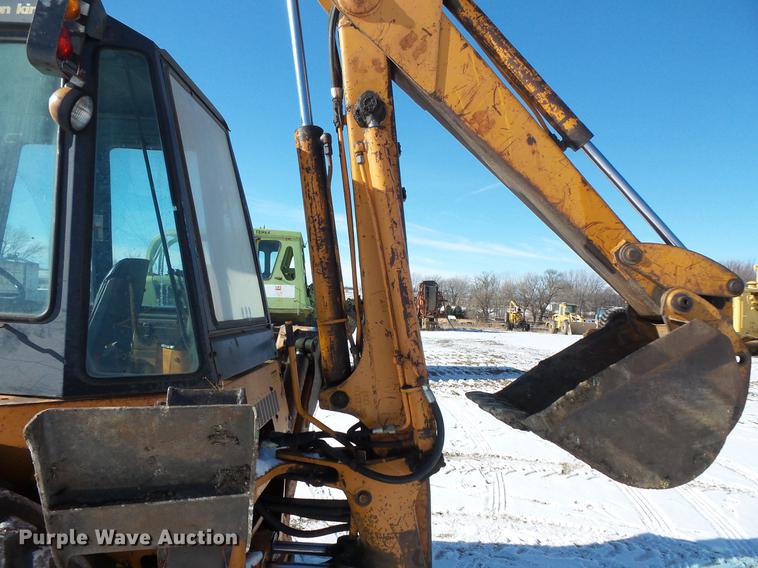 image for item EA9678 1976 Case 580C backhoe