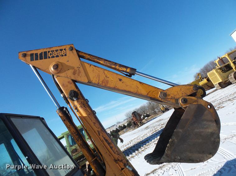image for item EA9678 1976 Case 580C backhoe