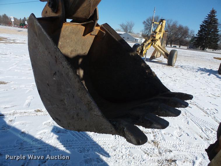 image for item EA9678 1976 Case 580C backhoe
