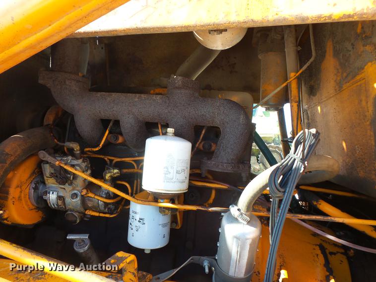 image for item EA9678 1976 Case 580C backhoe