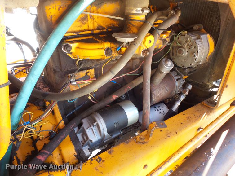 image for item EA9678 1976 Case 580C backhoe