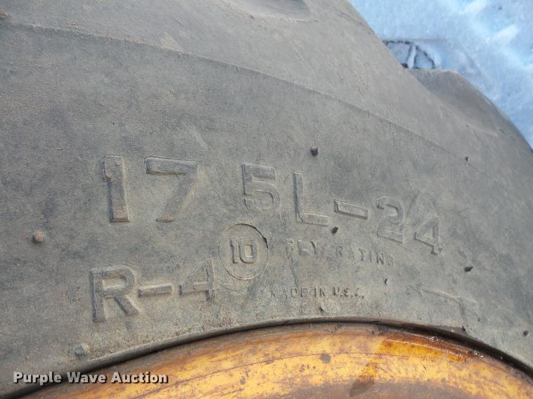 image for item EA9678 1976 Case 580C backhoe