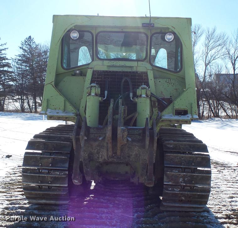 image for item EA9679 1978 Terex 82-20 AA dozer