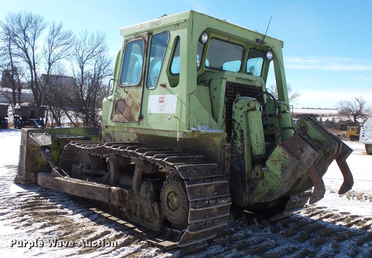 image for item EA9679 1978 Terex 82-20 AA dozer
