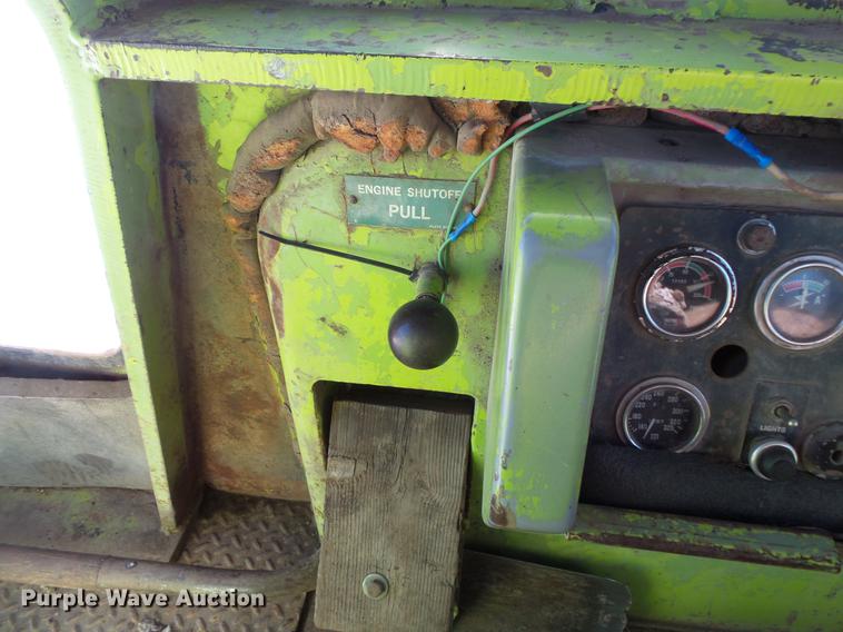 image for item EA9679 1978 Terex 82-20 AA dozer