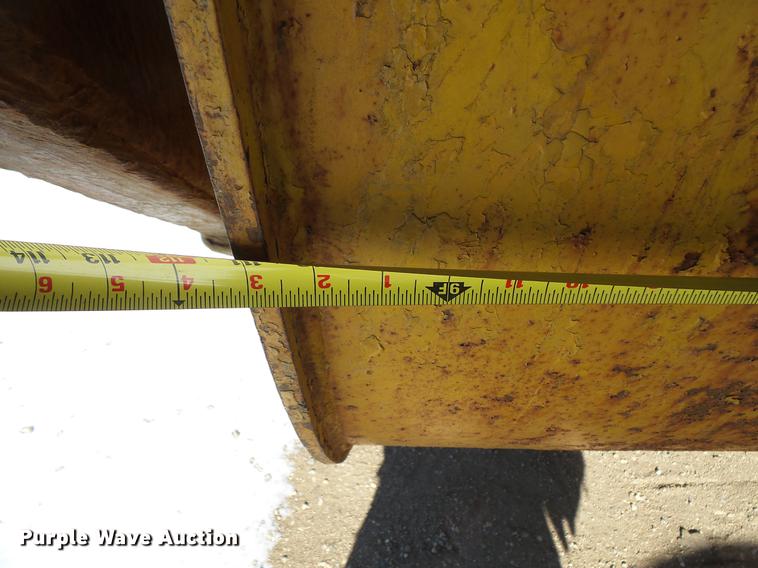 image for item EA9680 Caterpillar 80 scraper